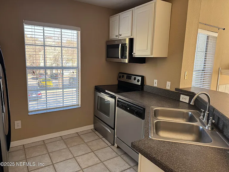13703 Richmond Park Dr N #3306 — Photo 6