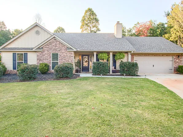 328 Dixie Ct, Mount Airy, GA 30563