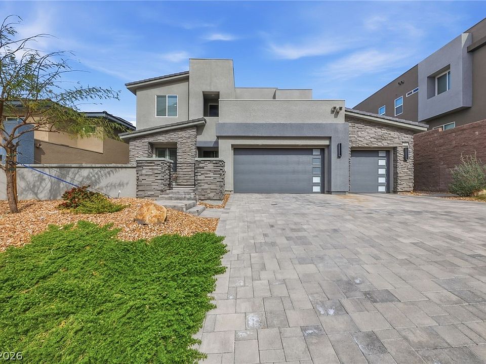 1st image of 334 Natoire Ct