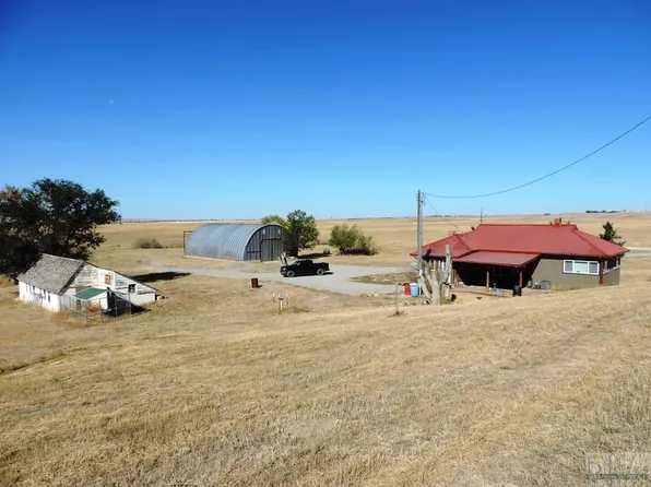 16432 Van Sky Rd, Broadview, MT 59015