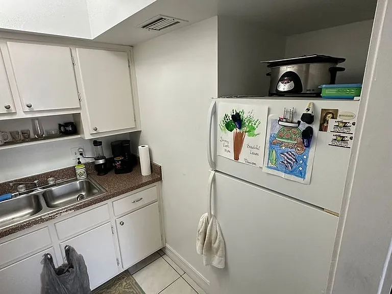 1830 Maravilla Ave #317 — Photo 14