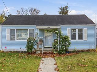 105 W Edgewood Ave, Linwood, NJ 08221