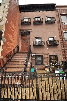 Rented by Corcoran | media 25