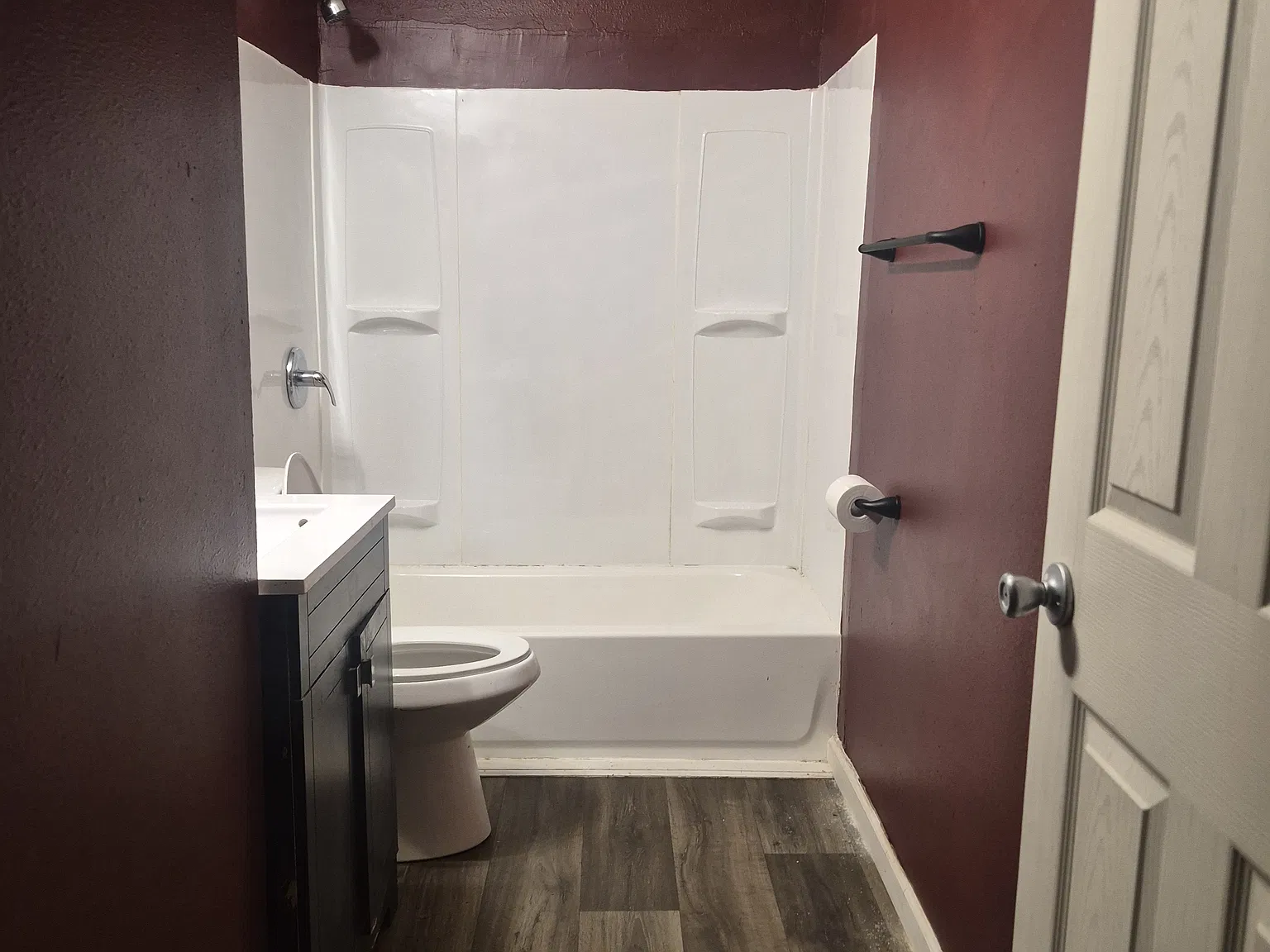 4 bed, 1400 sqft, $1,350 — Photo 2