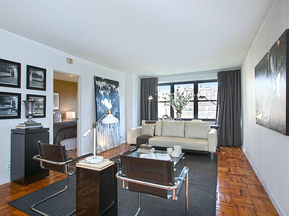 2nd image of 315 E 65th St APT 9A
