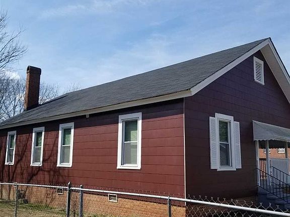 3rd image of 482 Kingston St