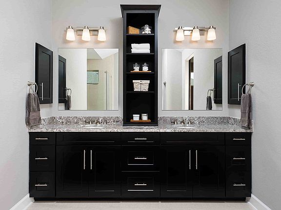 Front Gate at Fair Oaks Ranch 70 - Milam Interior Image 4