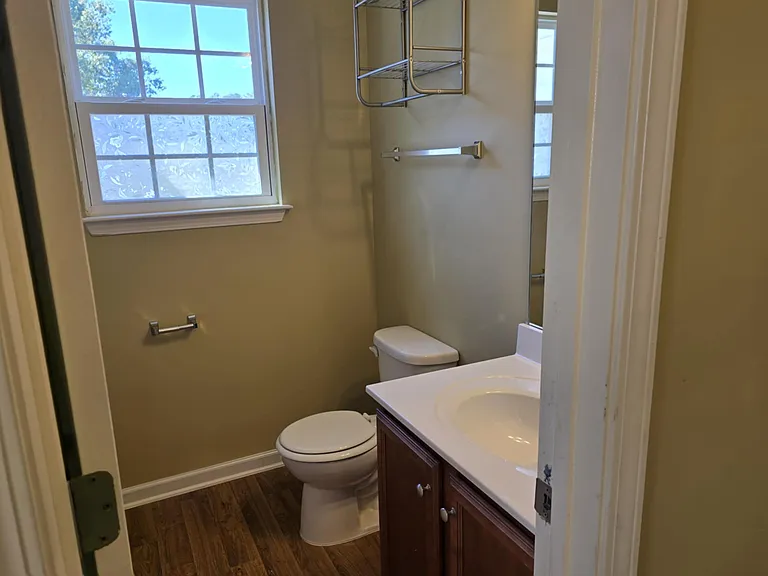 2901 Filbert St — Photo 12