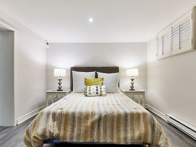 207 Bayview Heights Dr #LOWER — Photo 9