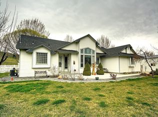 1111 N McDermott Rd, Nampa, ID 83687