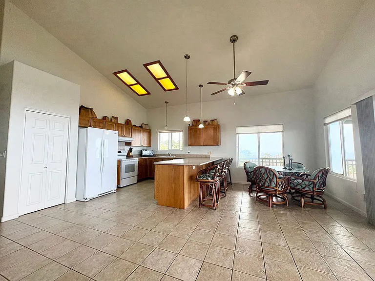 73-4323 Oneone St — Photo 4