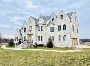 16810 Springfield Rd, Pekin, IL 61554