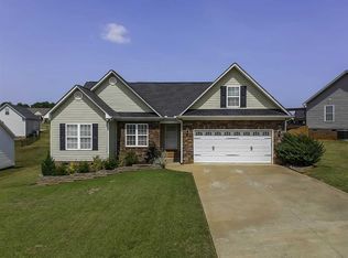 120 Harvest Ridge Dr, Inman, SC 29349