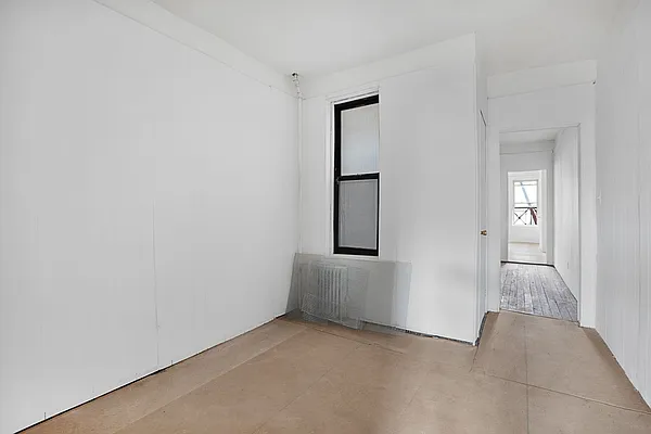 Sold by Compass | media 10