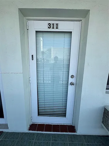 524 Washington Ave #311 Photo 1