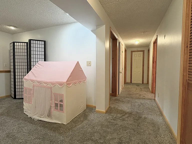 71 Summit Rd — Photo 15