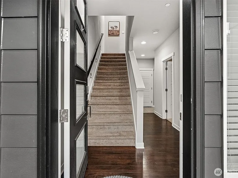 1325 Seattle Hill Rd #L4 — Photo 5