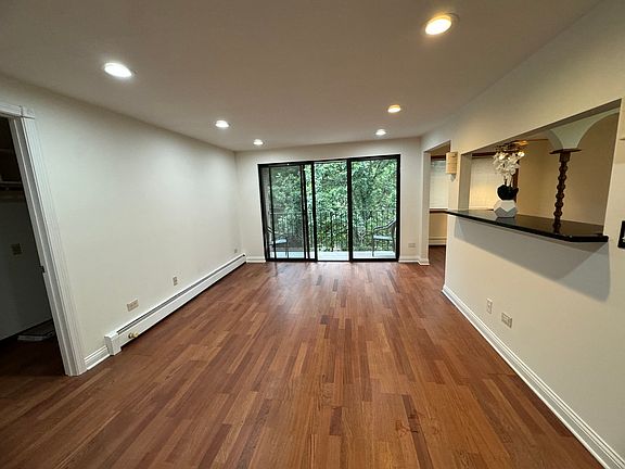 2nd image of 3853 N Narragansett Ave APT 301