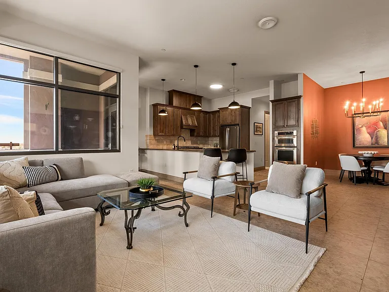 1112 W Main St #406 — Photo 12