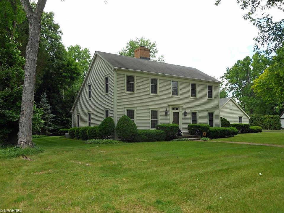 2nd image of 70 York Dr