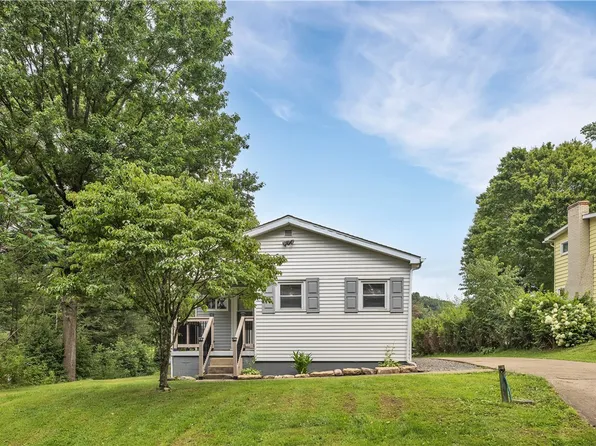 139 Booth Rd, Leechburg, PA 15656