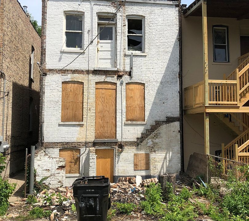 2nd image of 3939 W Polk St
