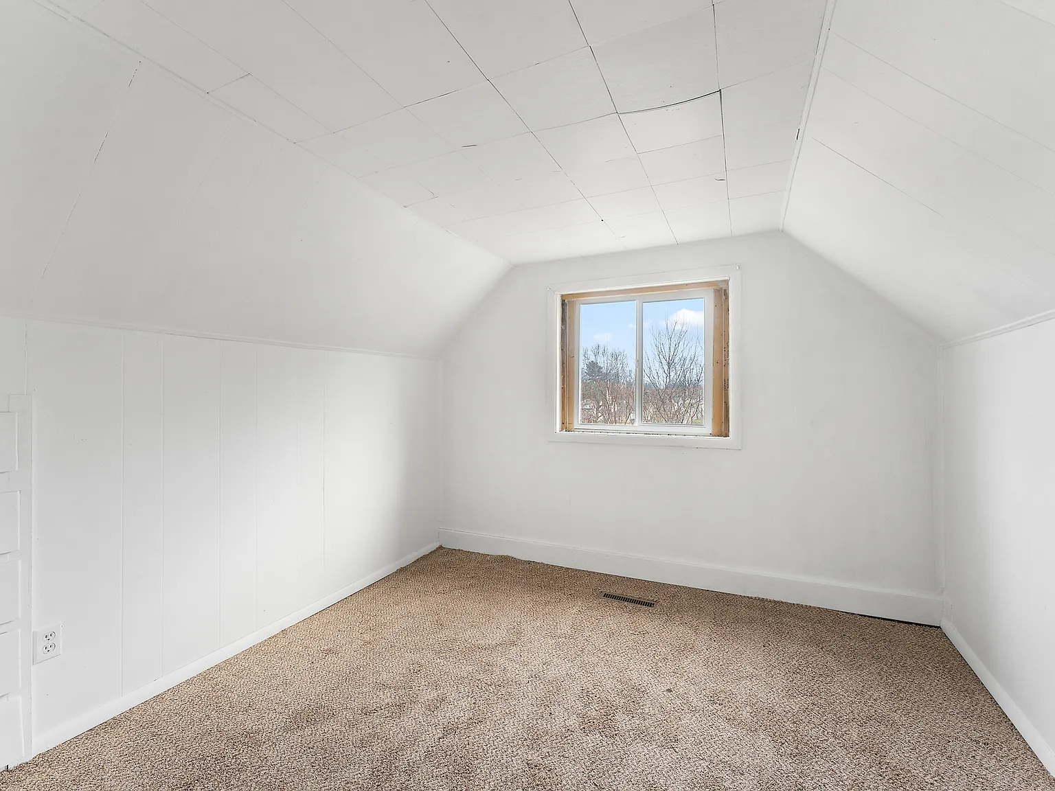 2515 East Midlothian Boulevard - 4 — Photo 3