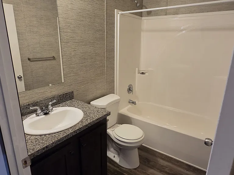 3253 Bristol Rd — Photo 5