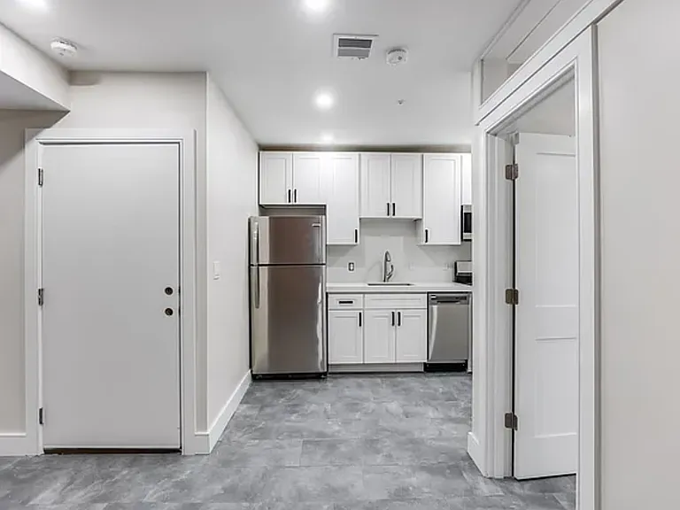 17 Sheafe St #5 — Photo 2