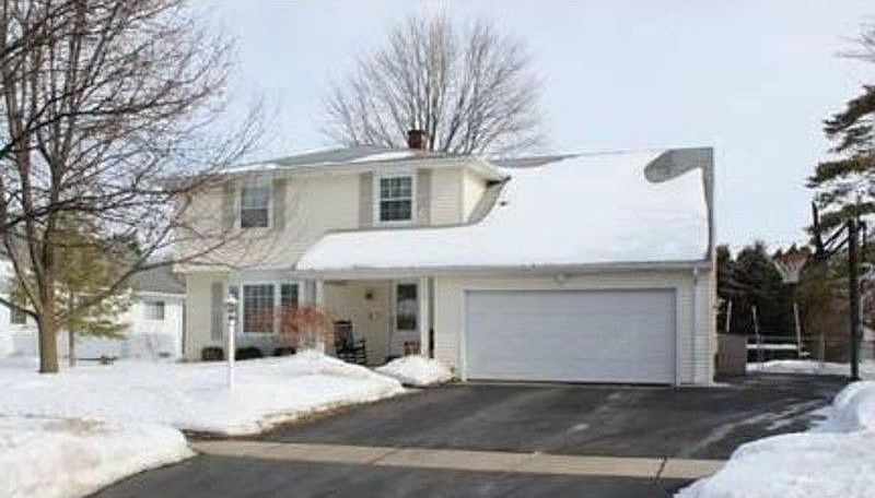 1st image of 1055 Eastbrook Dr