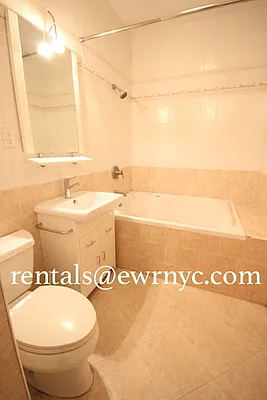 Rented by East Williamsburg Realty Inc | media 64
