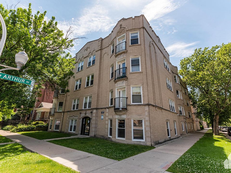 1st image of 2737 W Arthur Ave #G