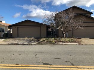 660 Keys Blvd, Clearlake Oaks, CA