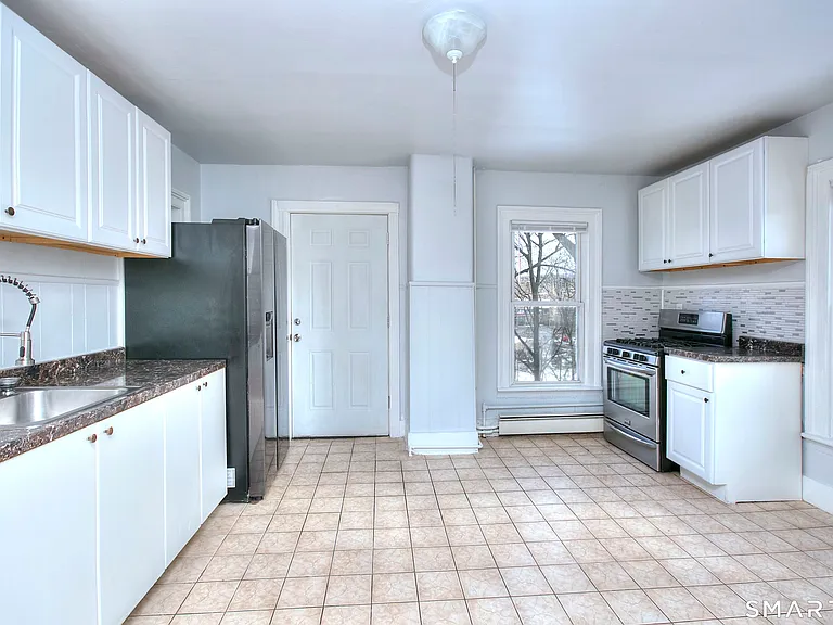56 Franklin St — Photo 22