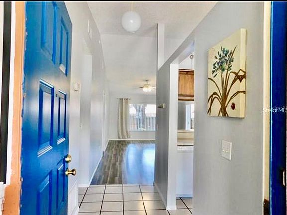 3rd image of 107 Shady Oak Dr