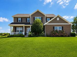 401 Chesterfield Ct, Williams Bay, WI 53191