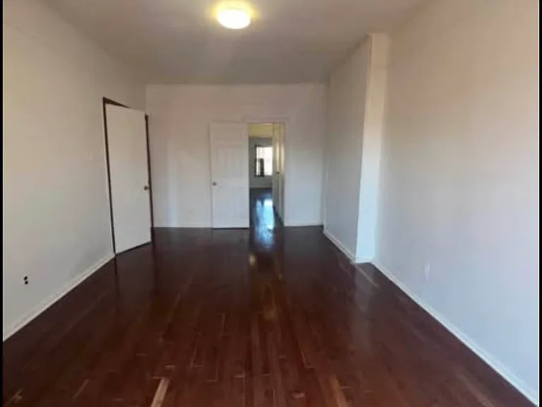 73 Hart St #2 — Photo 10