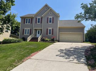 106 Sandy Creek Ct, Cary, NC 27519