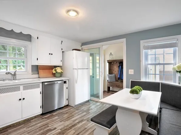 5 John St, Holden, MA 01520