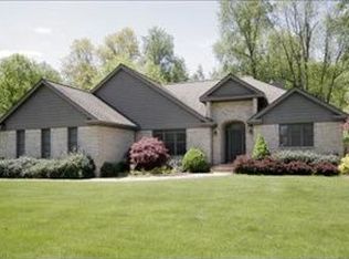 152 Lakewood Dr, East Leroy, MI