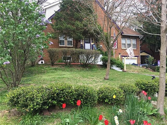 1st image of 16 N Barat Ave