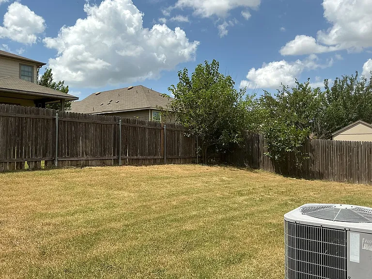 122 Rummel Dr — Photo 18