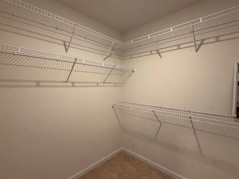 1097 Sapphire Dr — Photo 19
