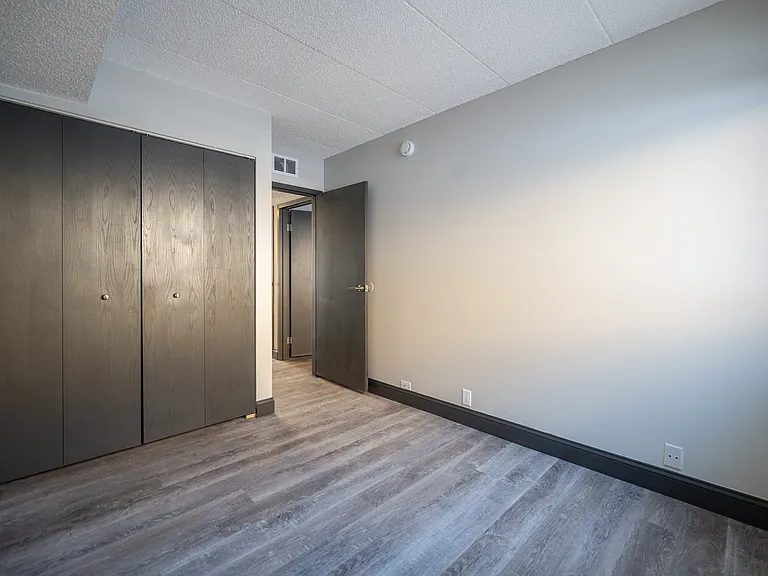 Northern Hills Apartments — Photo 13