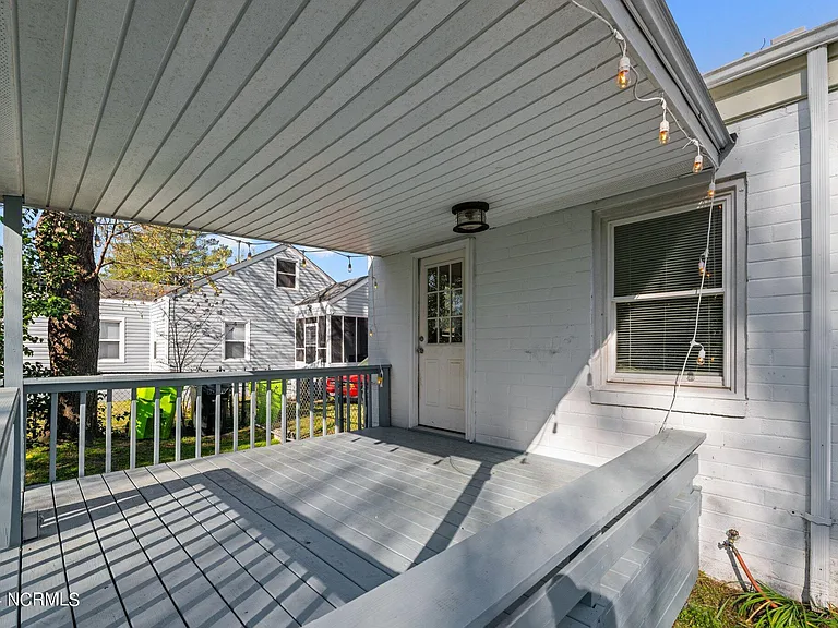 607 Watson Ave — Photo 30