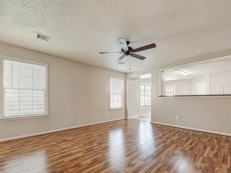 22138 Orchard Dale Dr — Photo 7