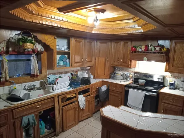 5614 Acapulco St, Rio Grande City, TX 78582