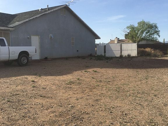 3rd image of 7746 E Oxbow Dr