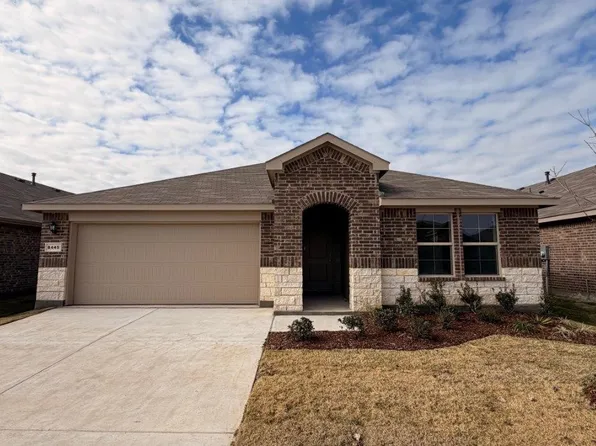 8445 Hollymead Ln, Fort Worth, TX 76131