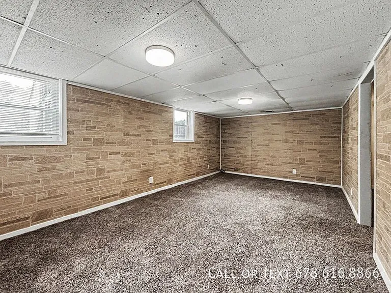 560 Lee Byrd Rd #A — Photo 18
